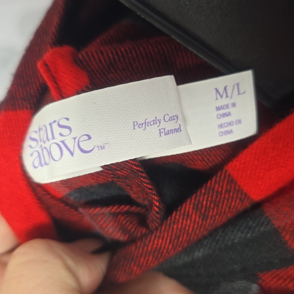 Stars Above Cozy Buffalo Check Flannel Robe - Picture 7 of 8